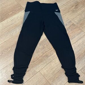 PINK Victoria's Secret Black and Gray Leggings